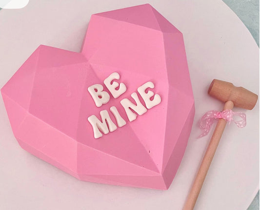 Breakable chocolate heart